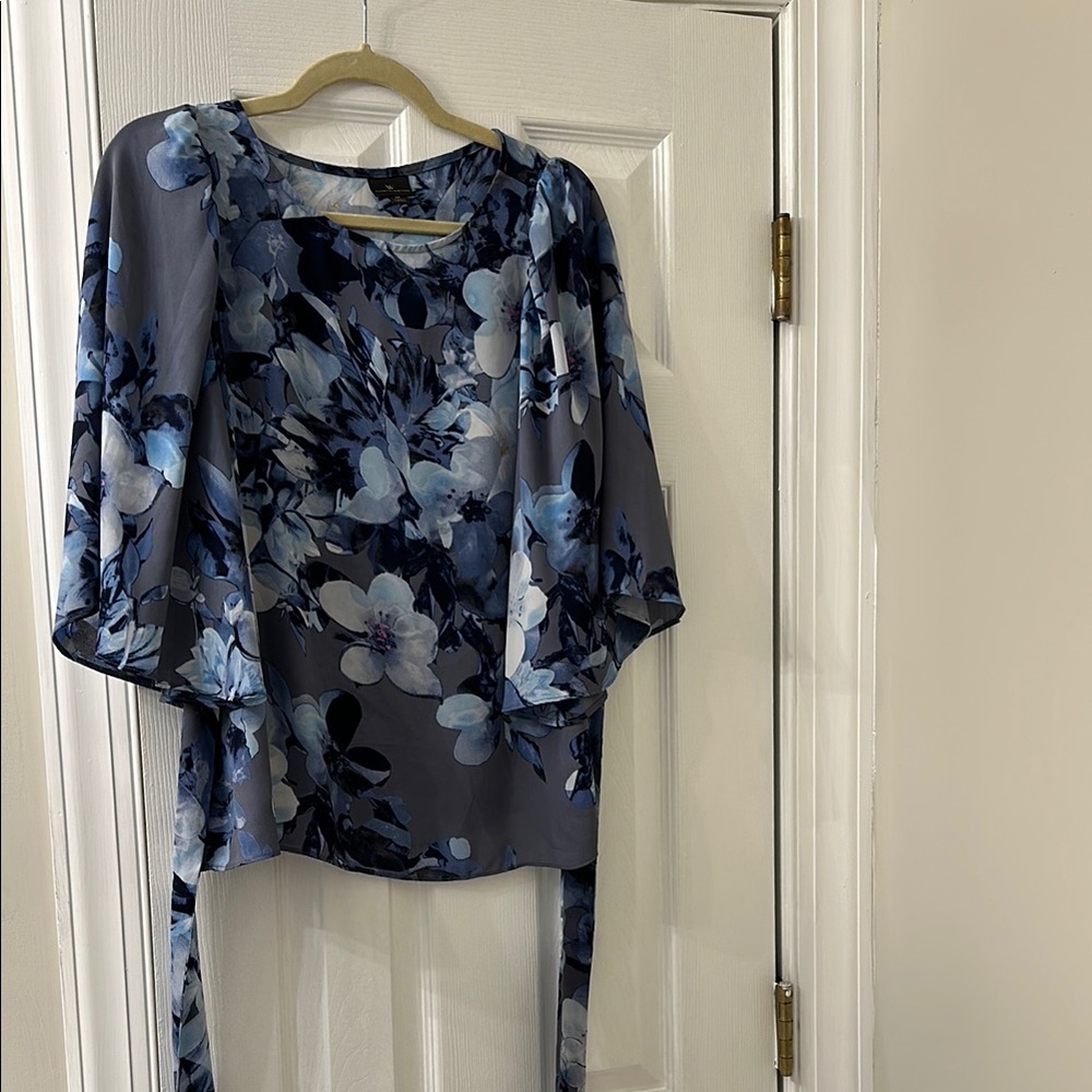 Worthington Floral Blue Women's Top